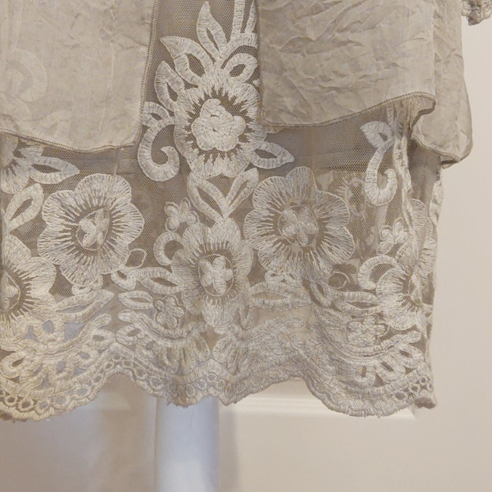 Tunic/Blouse - Picture 3 of 4